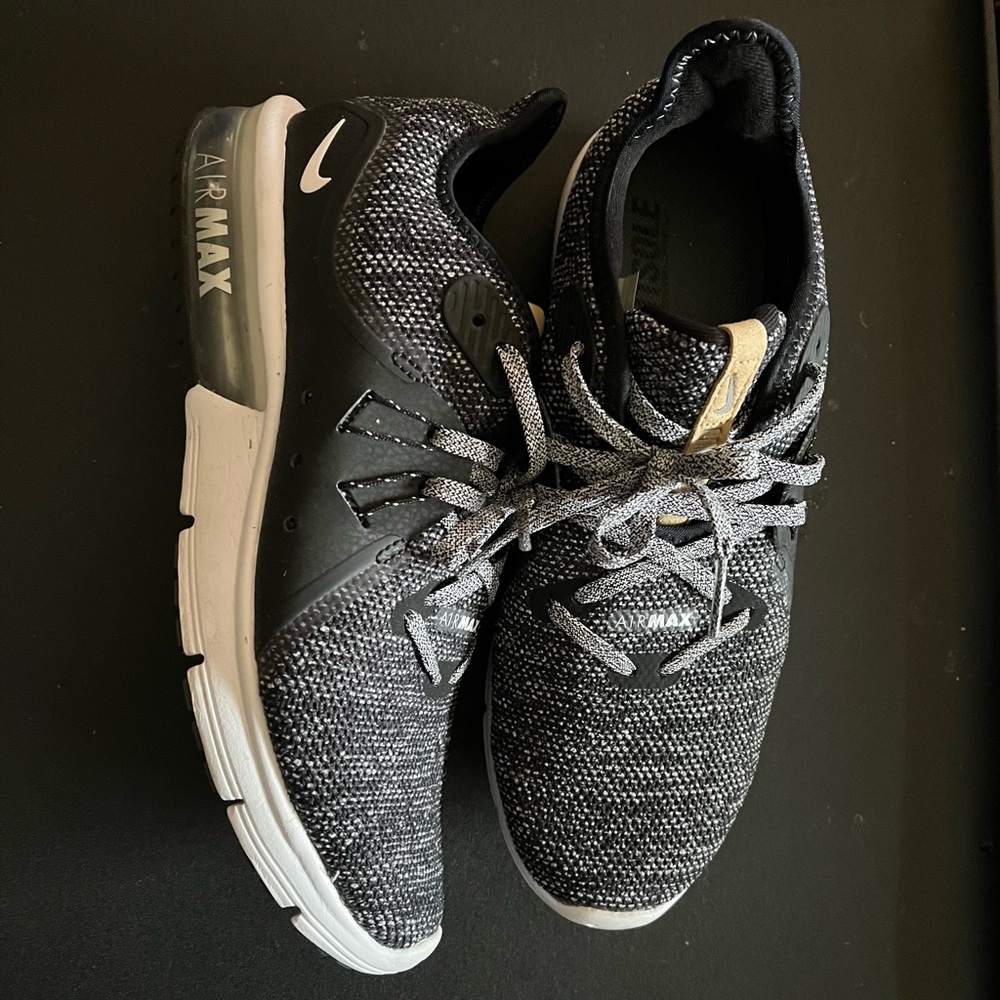 Nike Air Max - image 2